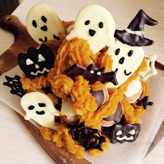 ハロウィンに！オバケたちのかぼちゃタワーケーキ